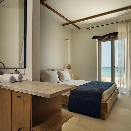 Niova - Seafront, Private Pool And Ionian Sea Views, By Zantewize * Alykes (Zakynthos)