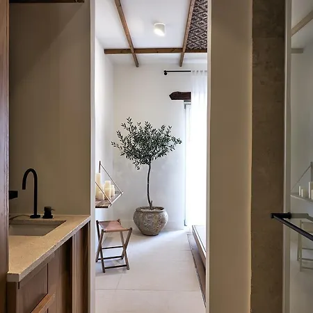 Niova - Seafront, Private Pool And Ionian Sea Views, By Zantewize Villa *